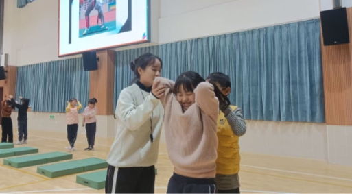 4cef9e4beb2e0127371bfaf67c9013d