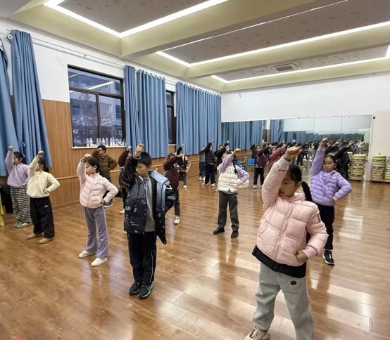 qq_pic_merged_1766123338709