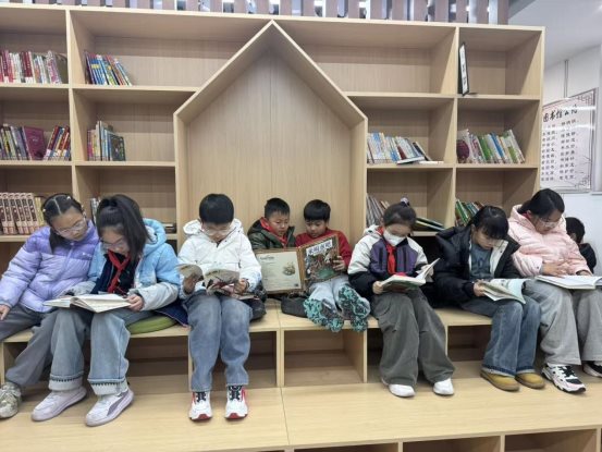 mmexport1766123477965